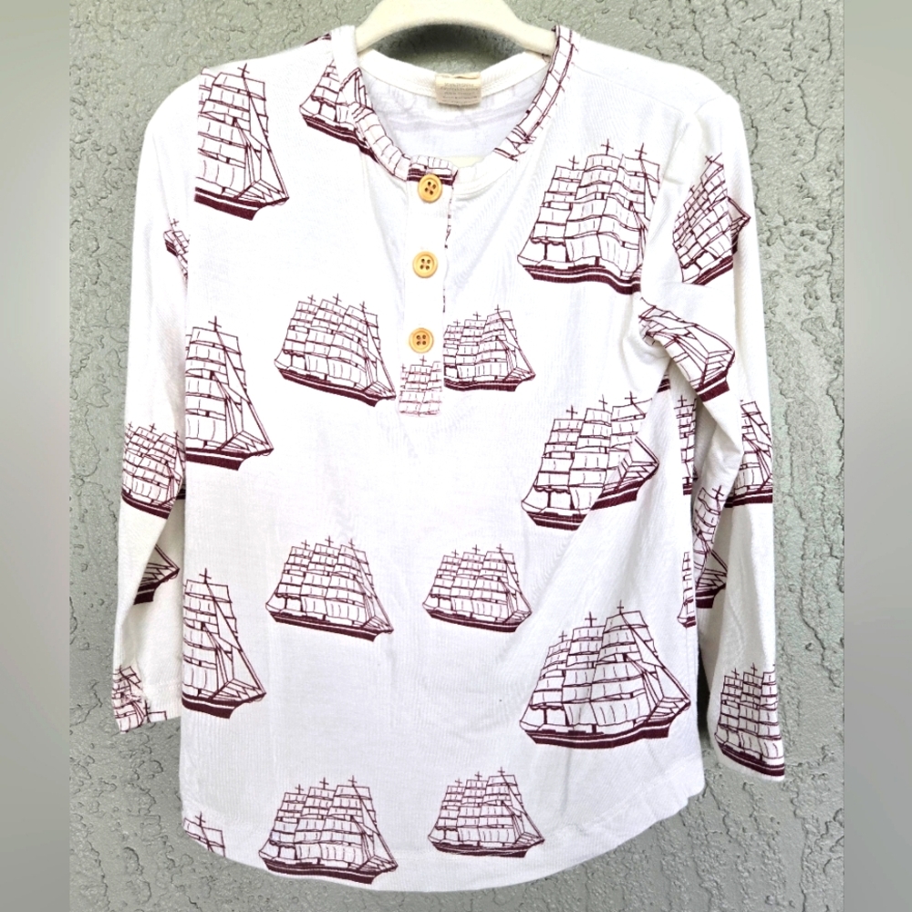 Kate Quinn 2T Long sleeve tee